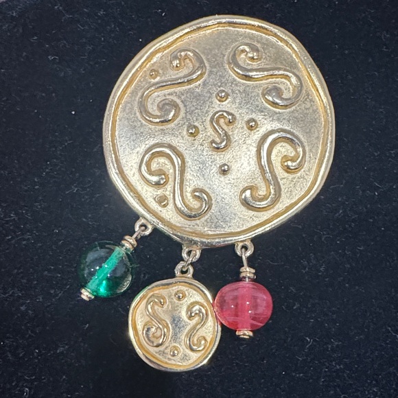 Edouard Rambaud Gold unsigned Brooch with Green and Red Gripoix